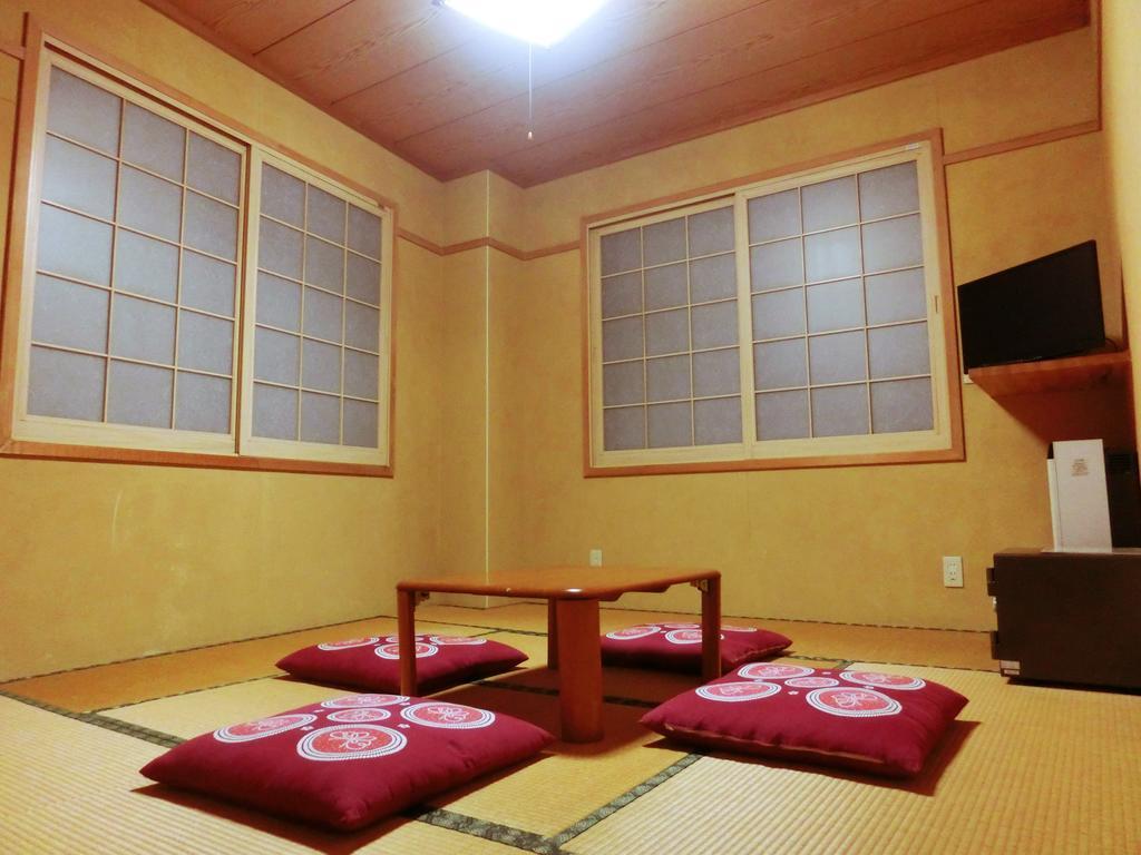 Oyado Uemasa Hotel Nozawaonsen Kamer foto